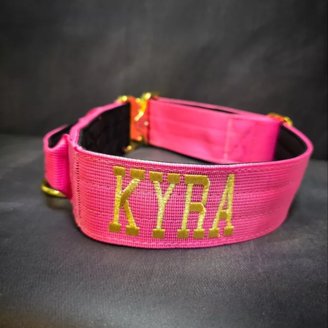 KYRA⁠
➖Font: Varsity⁠
➖Colour: Metallic Gold⁠
➖Collar: 5cm Rose Pink Gold Series⁠
⁠
⚜️ Regal Dog - The Luxury Dog Brand ⚜️⁠
⁠
🛒 Shop Now: REGALDOG.CO.UK⁠
⁠
➡️ #RegalDog⁠ #MyRegalDog⁠
#LuxuryDogCollars #DogCollars #DogChains #DogAccessories #LuxuryDog #DogDad #DogMum #DogLover #Puppers #DogMom #Instadog #IGDogs #Puppies #PuppyLove #UKDogs #embroidery #customdogcollars #Personalised #RegalDogPersonalised