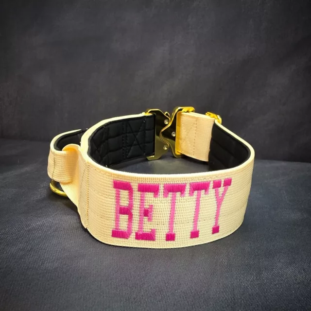 Betty⁠
➖Font: Varsity⁠
➖Colour: Pink⁠
➖Collar: 5cm Cream Gold Series⁠
⁠
⚜️ Regal Dog - The Luxury Dog Brand ⚜️⁠
⁠
🛒 Shop Now: REGALDOG.CO.UK⁠
⁠
➡️ #RegalDog⁠ #MyRegalDog⁠
#LuxuryDogCollars #DogCollars #DogChains #DogAccessories #LuxuryDog #DogDad #DogMum #DogLover #Puppers #DogMom #Instadog #IGDogs #Puppies #PuppyLove #UKDogs #embroidery #customdogcollars #Personalised #RegalDogPersonalised